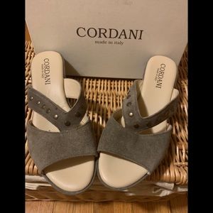 Suede wedge sandal